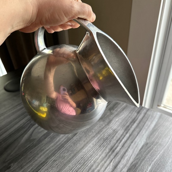 1980s Brass Metal Serving Jug by Tisdale Rwp - Picture 6 of 8